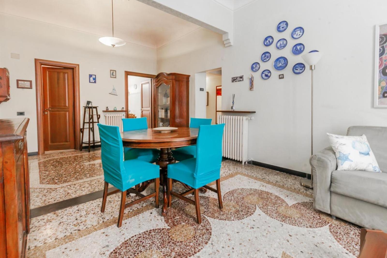 Apartamento "Ca Niella" Art And Fun 9 Minutes From The Sea Savona Exterior foto