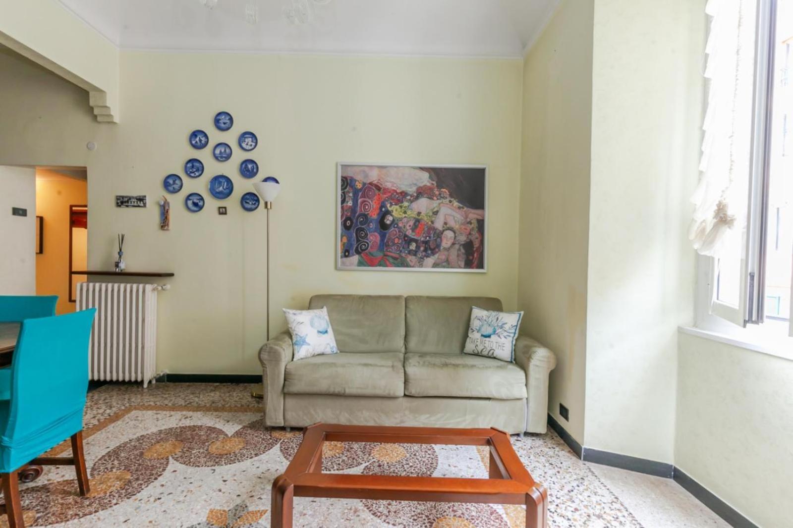 Apartamento "Ca Niella" Art And Fun 9 Minutes From The Sea Savona Exterior foto