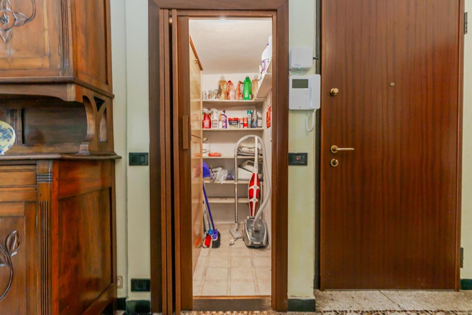 Apartamento "Ca Niella" Art And Fun 9 Minutes From The Sea Savona Exterior foto