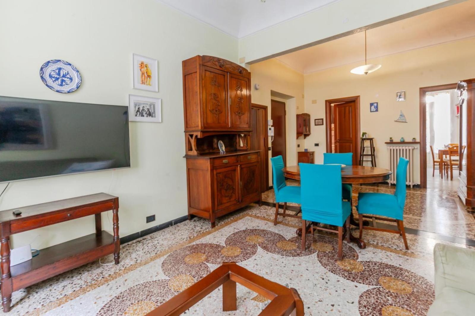 Apartamento "Ca Niella" Art And Fun 9 Minutes From The Sea Savona Exterior foto